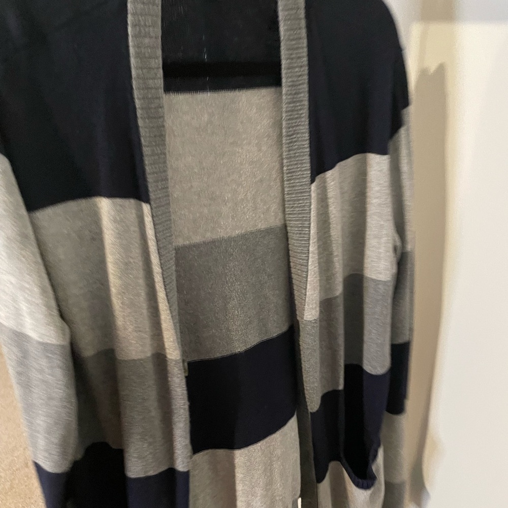 Men Express Color-block Cardigan|Size M